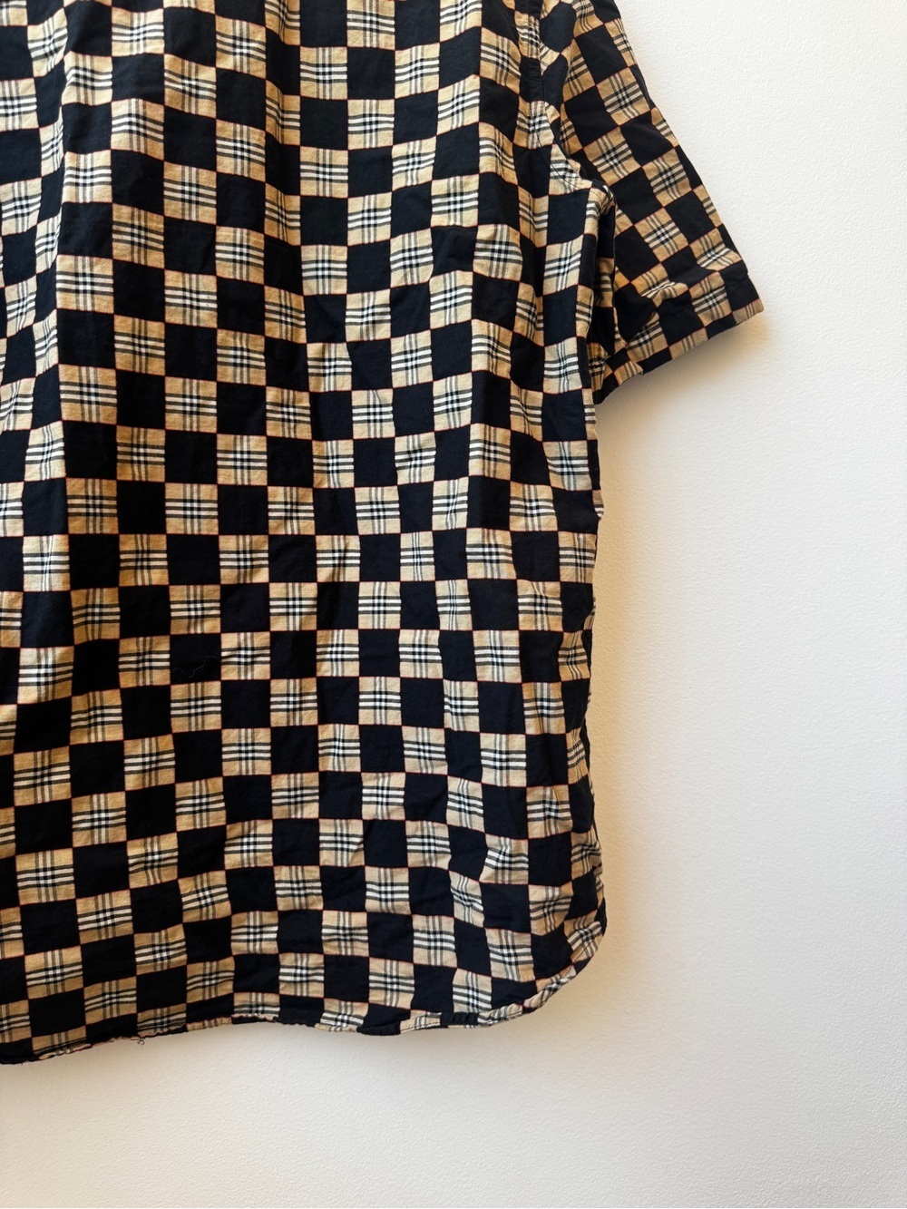 BURBERRY Men's Trulo Vintage Checkerboard Sport Shirt - Picture 9 of 9